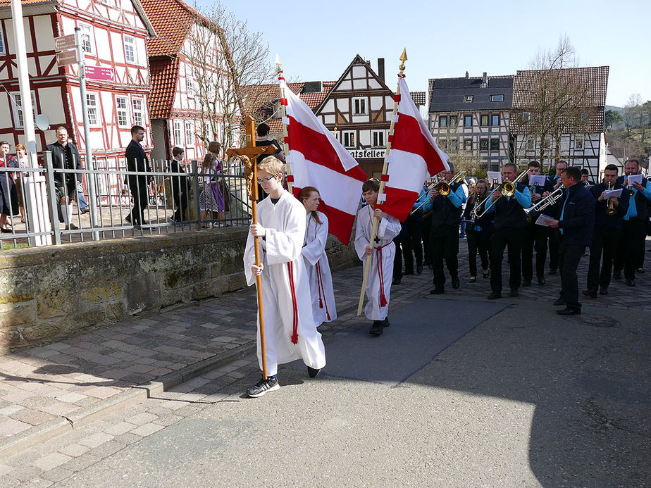 Feier der 1. Heiligen Kommunion in Sankt Crescentius (Foto: Karl-Franz Thiede)